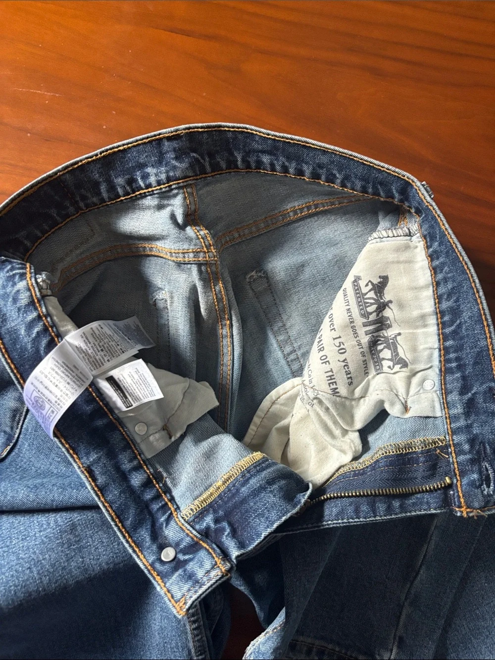 Levis classic straight
